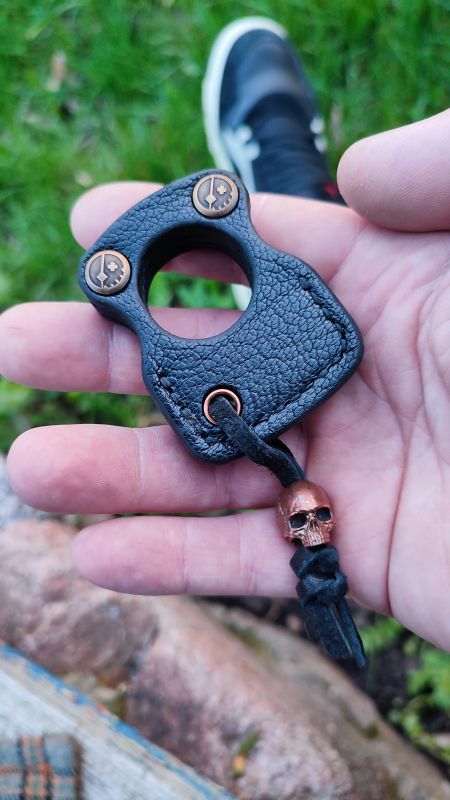 Кнукль шкіра 1