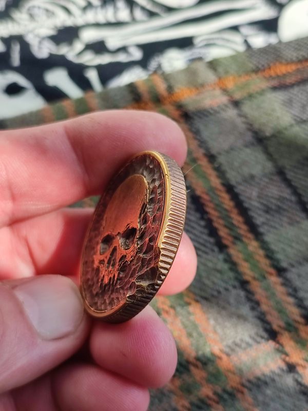 Монета бронзова ,,Череп,,